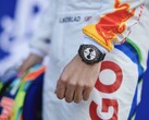 O relógio Tudor Black Bay Chrono Carbono 26 apresenta resistência à água de 200 m