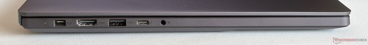 Esquerda: Alimentação, HDMI 2.1 FRL, USB-A 3.2 Gen.2 (10 Gbps), USB-C 4.0 com Thunderbolt 4 (40 Gbps, DisplayPort, Power Delivery), estéreo de 3,5 mm