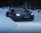 Um novo vídeo mostra a variante de station wagon do facelifted 2024 Porsche Taycan (Imagem: CarSpyMedia)