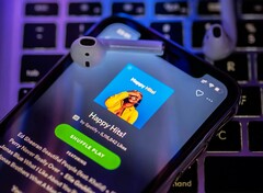 O Spotify Premium custa apenas 11,99 euros por mês. (Bildquelle: Omid Armin)