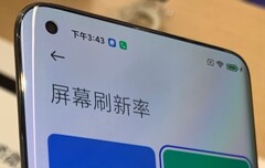 A suposta imagem ao vivo do Xiaomi Mi 11 Pro revela um display curvo. (Fonte da imagem: @techdroider - editado)