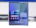 a desmontagem do iFixit indica que o Samsung Galaxy Z Fold 7 é muito difícil de consertar. (Fonte da imagem: iFixit)