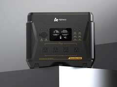 Uma central elétrica AlphaESS BlackBee 2000 pode carregar simultaneamente 15 dispositivos. (Fonte de imagem: AlphaESS)