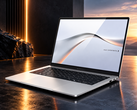 O Asus ExpertBook A7 possui um ecrã OLED de 14 polegadas com 120 Hz