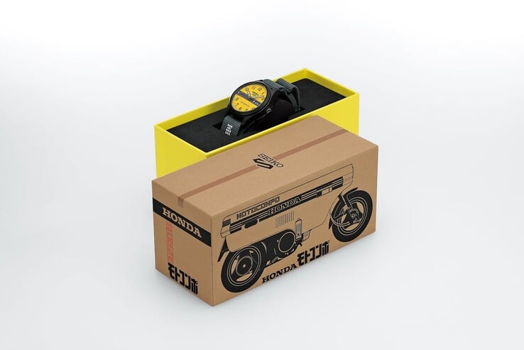 Caixa de apresentação especial de papelão para a edição limitada Seiko 5 Sports Field x Honda Motocompo, projetada para se assemelhar à caixa de remessa original da Honda Motocompo.