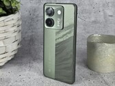 Review do Poco M7 Pro 5G. (Fonte da imagem: Marcus Herbrich)
