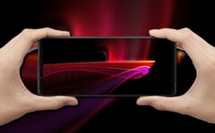 O Sony Xperia 1 III tem um 4K HDR OLED com uma taxa de atualização de 120 Hz. (Fonte de imagem: Sony/Best Buy - editado)