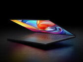 A Asus incluiu um trackpad tátil e um teclado com curso das teclas de 1,7 mm.