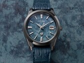 O modelo Citizen 30th Anniversary Eco-Drive (na foto) tem um padrão semelhante a uma nuvem no mostrador de papel washi azul. (Fonte da imagem: Citizen)