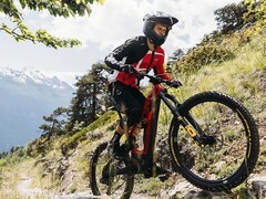 A e-bike Ducati E-Enduro Powerstage RR Limited Edition tem um motor de 250W. (Fonte da imagem: Ducati)