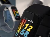 O Fitbit Charge 5 deve vir em uma escolha de cores de cinta preta, azul e rosa. (Fonte da imagem: Fitbit - editado)