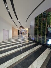 0.5x ultra-wide