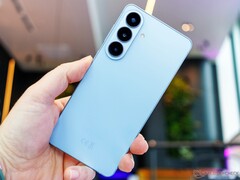 O Samsung Galaxy S26 também está disponível com 128 GB de armazenamento para clientes corporativos.