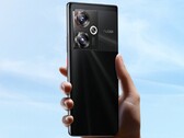 O Nubia Z50S chegou à China por cerca de US$ 300 com um chipset Snapdragon 8 Gen 2. (Fonte da imagem: ZTE)
