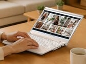 O laptop Mouse X2 de 12,2 polegadas pode ser configurado com uma APU Ryzen 7 octa-core. 