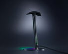A Razer Base Station V3 Chroma possui iluminação RGB e detecção de fones de ouvido.