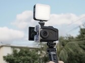 O SmallRig transforma a Canon PowerShot V10 em uma poderosa configuração de vlogging. (Fonte da imagem: SmallRig)