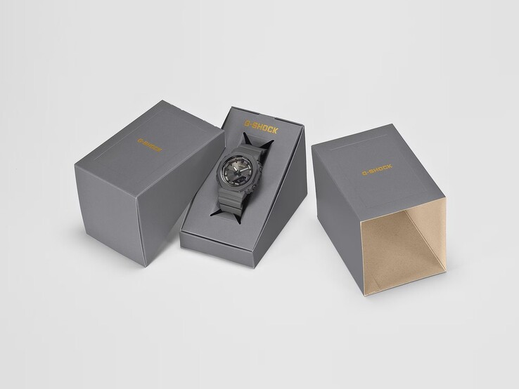 Pacote G-Shock GMA-P2126W-8A