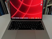Os novos modelos do MacBook Pro chegaram ao mercado, os desenhos são caprichosos e tudo mais. (Imagem: Notebookcheck)