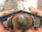 O Samsung Galaxy Z Fold8 Ultra passa diretamente do teste de durabilidade para a desmontagem, apresentando um dano dispendioso na tela.