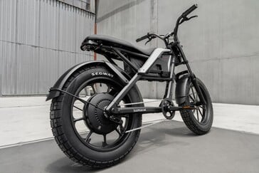 Parte traseira da e-bike Xyber Air.