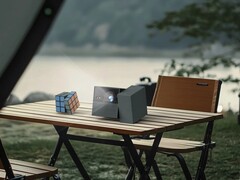 O projetor PlayCube da TCL é vencedor do iF Design Award 2025. (Fonte da imagem: TCL)