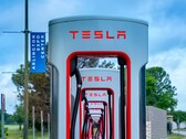 Além do congelamento das contratações, cada décimo funcionário da Tesla pode potencialmente perder seu emprego (Imagem: Trac Vu)