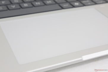 O clickpad também é maior do que o do modelo anterior