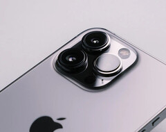 Apple está supostamente fornecendo displays para a série 14 do iPhone da Samsung, LG e BOE. (Fonte da imagem: Howard Bouchevereau)
