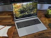 Ultrabook Schenker Vision 16 com tela de 240 Hz