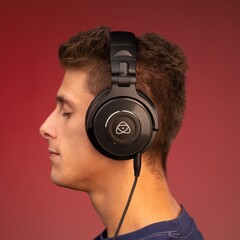 A Atomos expande sua linha com os fones de ouvido de produção StudioSonic com fio para monitoramento de áudio e mixagem de faixas. (Fonte da imagem: Atomos)