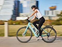 O Trek FX+ é um e-bike da cidade com velocidade máxima de 20 mph (~32 kph). (Fonte da imagem: Trek)