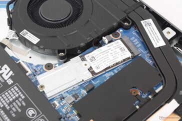 O slot primário M.2 2280 suporta SSDs de até 80 mm