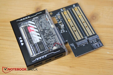 A placa PCIe com 2x M.2 NVMe