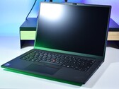 O Lenovo ThinkPad P14s Gen 6 Intel que apresenta a Nvidia RTX Pro 500 Blackwell Generation (fonte da imagem: Benjamin Herzig)