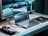 Análise do laptop MSI Stealth 16 Mercedes-AMG Motorsport: Carro de corrida móvel com tela OLED