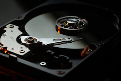 As unidades de inicialização de HDD em PCs Windows logo poderão ser totalmente substituídas por SSDs. (Fonte da imagem: Unsplash)