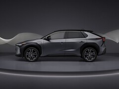 O bZ4X SUV tem um alcance maior que o esperado de 516 km (~321 milhas). (Fonte da imagem: Toyota)