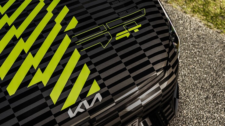 O Kia EV4 GT com o novo GT Wrap. (Fonte da imagem: Kia)