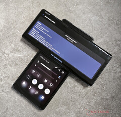 A LG Wing começou em Android 10 e é um dos smartphones finais da empresa. (Fonte de imagem: NotebookCheck)