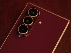 O Samsung W26 em sua opção de cor Vermelho Dan Xi. (Fonte da imagem: Samsung) 