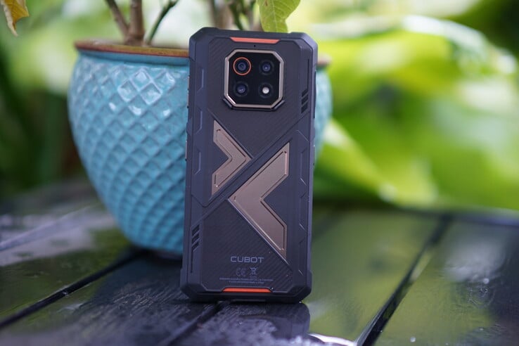 No teste: Cubot KingKong ES3, dispositivo de teste fornecido pela Cubot.