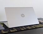 O HP 17t é agora um dos laptops mais acessíveis em sua categoria de tamanho (Fonte da imagem: Notebookcheck)