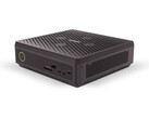 A ZOTAC ZBOX QCM7T3000 embala um soco. (Fonte da imagem: Zotac)