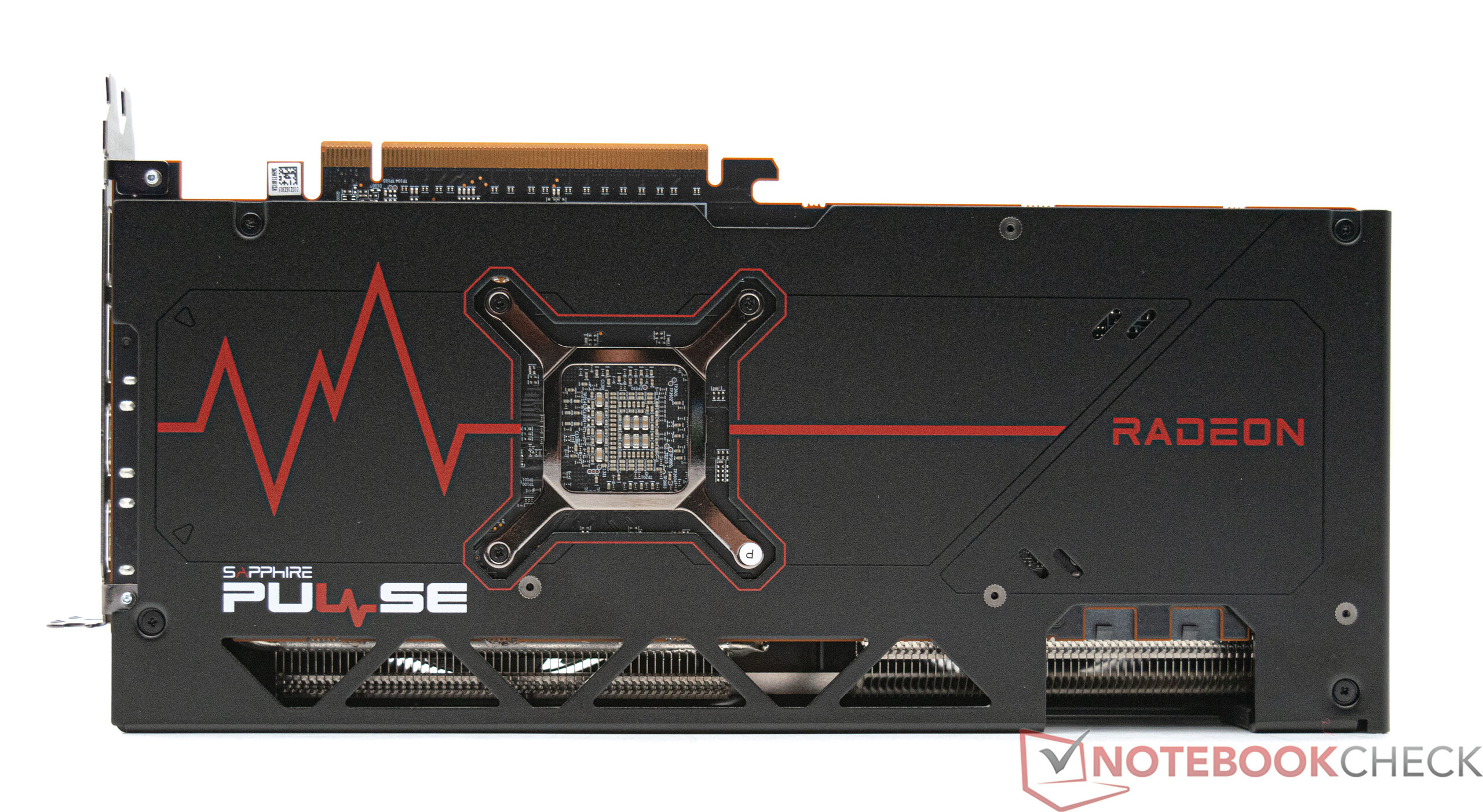 GPUs Radeon RX 7800 XT e RX 7700 XT são até 31% mais rápidas que