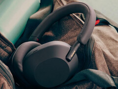 A Sony trouxe um novo design para a série WH-1000X com seu lançamento de quinta geração. (Fonte da imagem: Sony) 