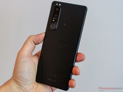 A Sony lançou um inovador sistema de telefoto com o Xperia 1 IV deste ano. (Fonte de imagem: NotebookCheck)