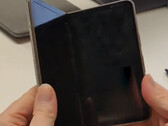 O Pixel Fold será o dispositivo mais caro do Google até o momento. (Fonte da imagem: @Za_Raczke)