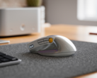 O novo mouse sem fio Alogic Crux (na foto) tem nove botões programáveis. (Fonte da imagem: Alogic)
