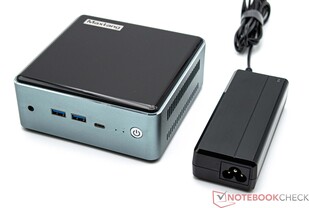 Maxtang MTN-FP750 e sua PSU (19 V; 4,74 A)